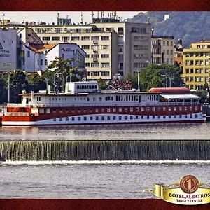 *** Botel Albatros República Checa